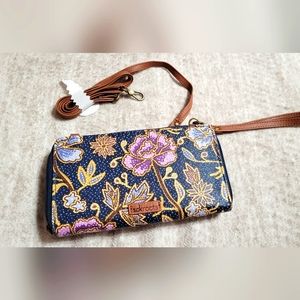 Purse Wallet Wristlet All in One